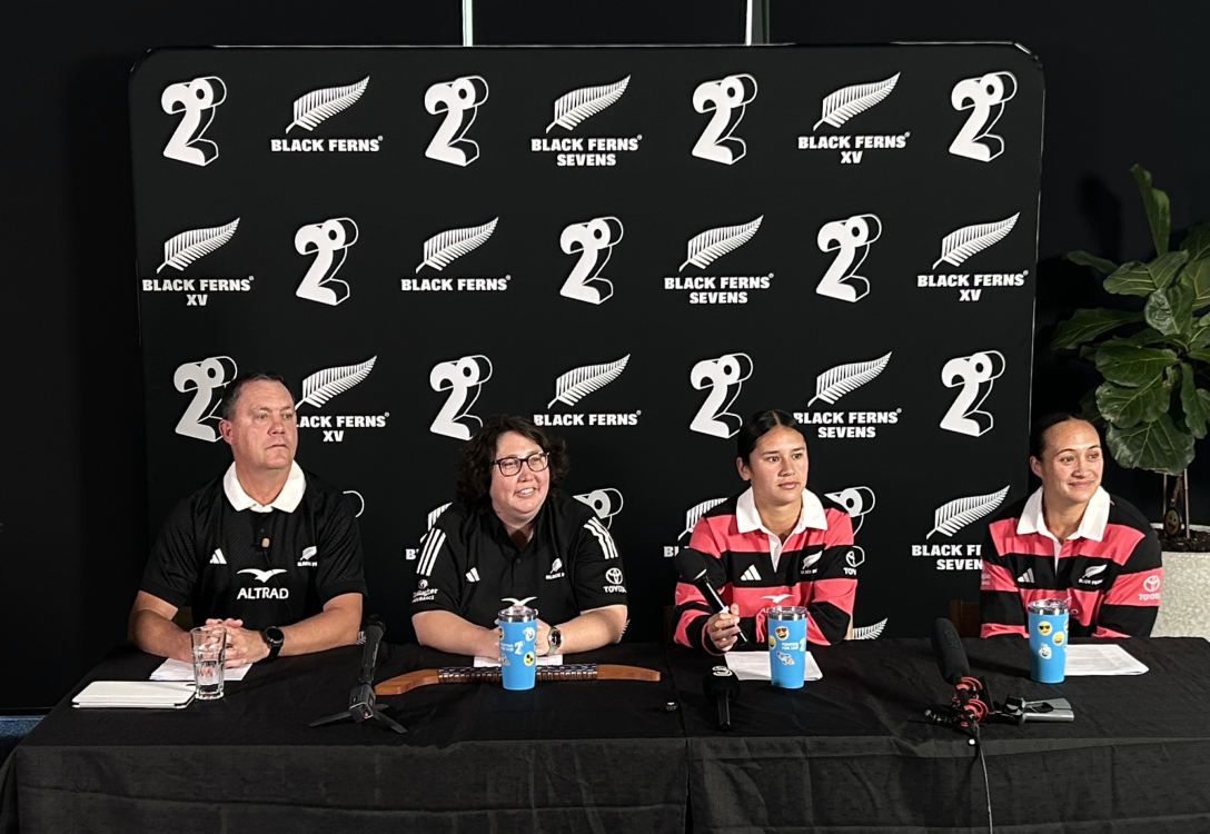 Photo of a panel including representatives from 2degrees and the Black Ferns
